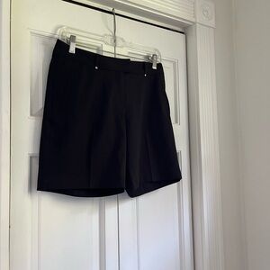 Lady Hagen Core Black Shorts women’s size 2 NWT pleated golf shorts